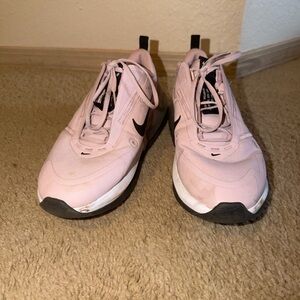 Nike Women's Light Pink Athletic Shoes